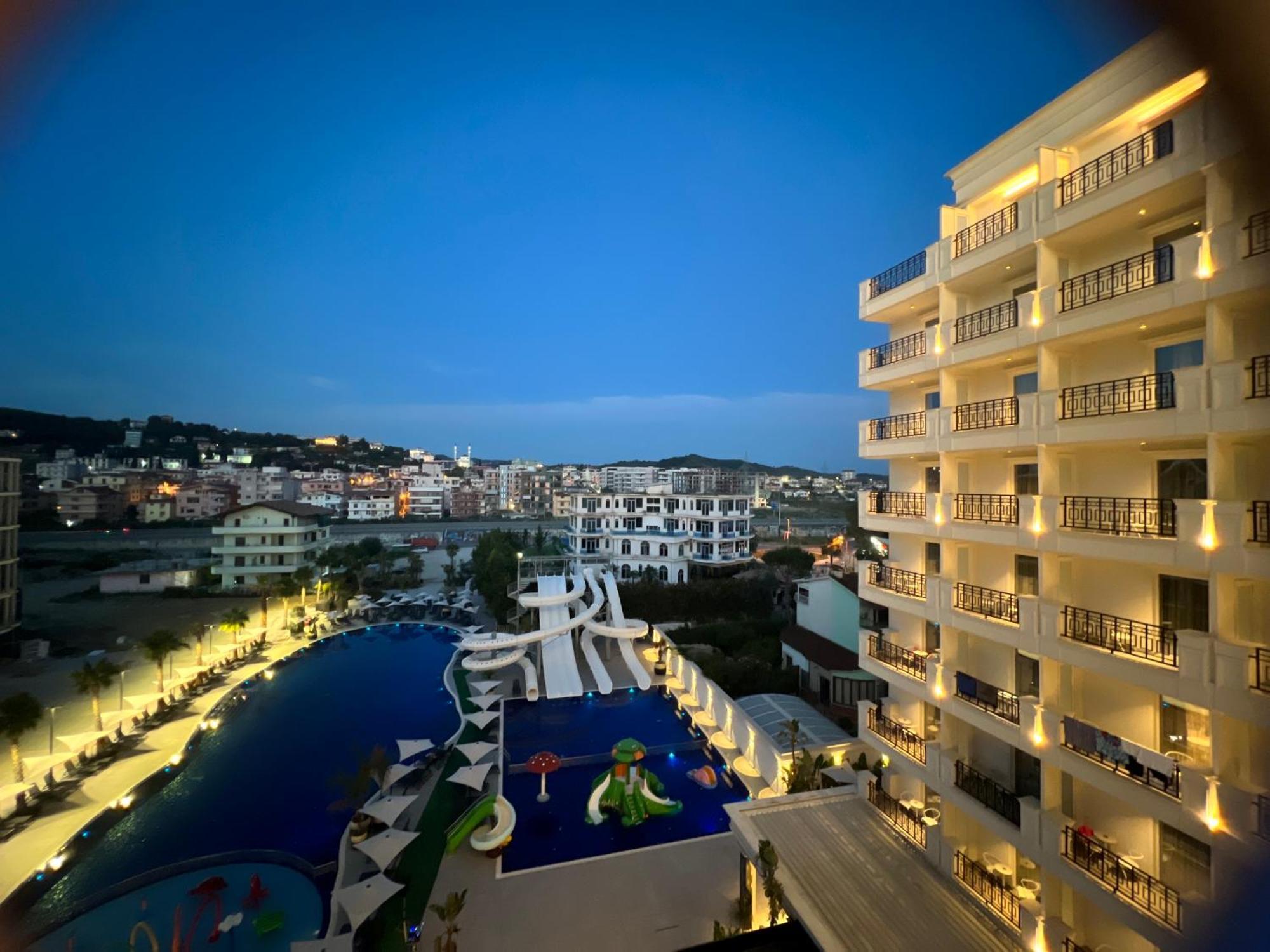 Coastline Luxury Apart Hotel ゴーレム エクステリア 写真